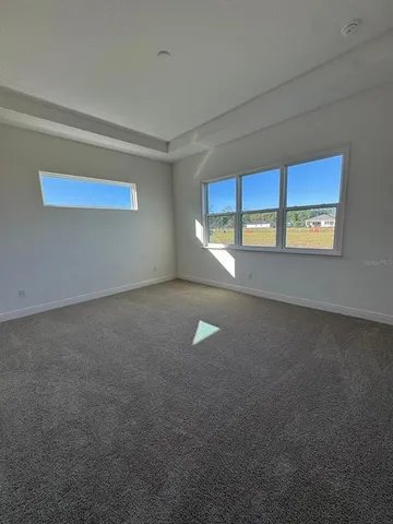 a view of empty room with window