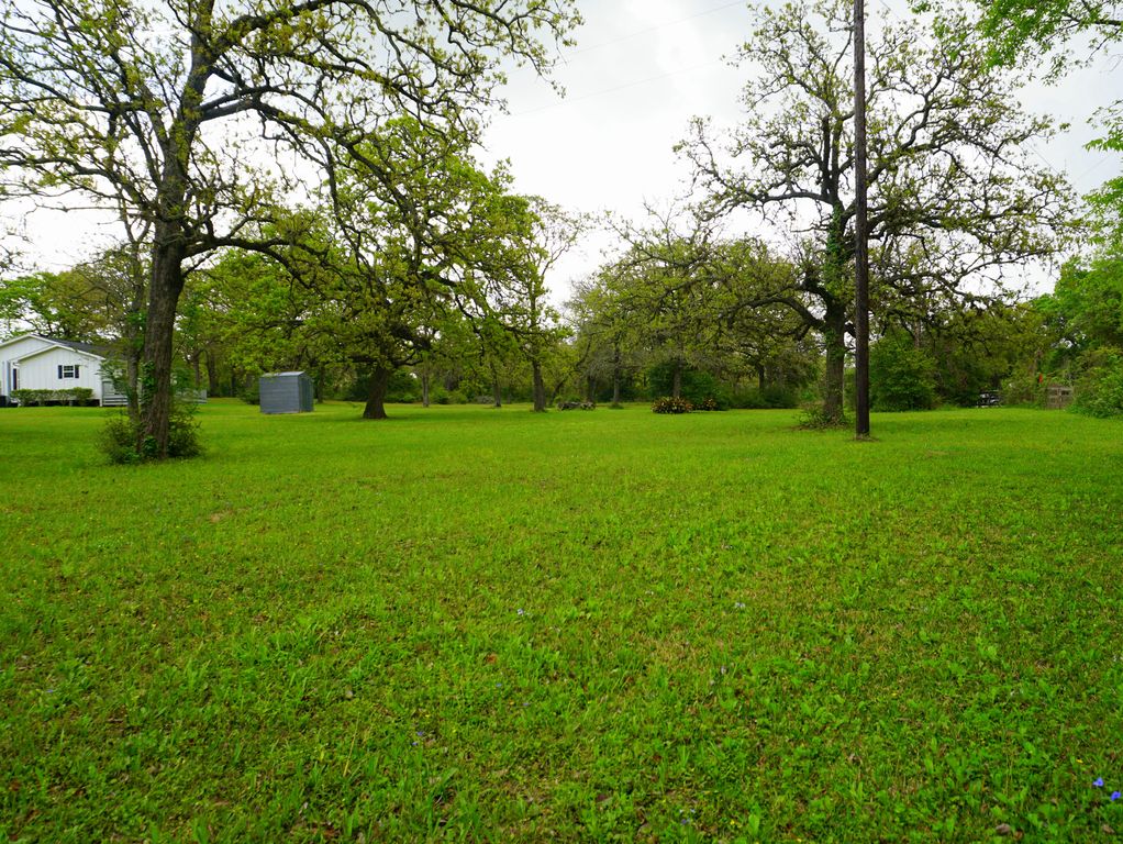 2329 North Berlin Road Brenham, TX 77833 - Photo 24 of 29 Gallery Image 24