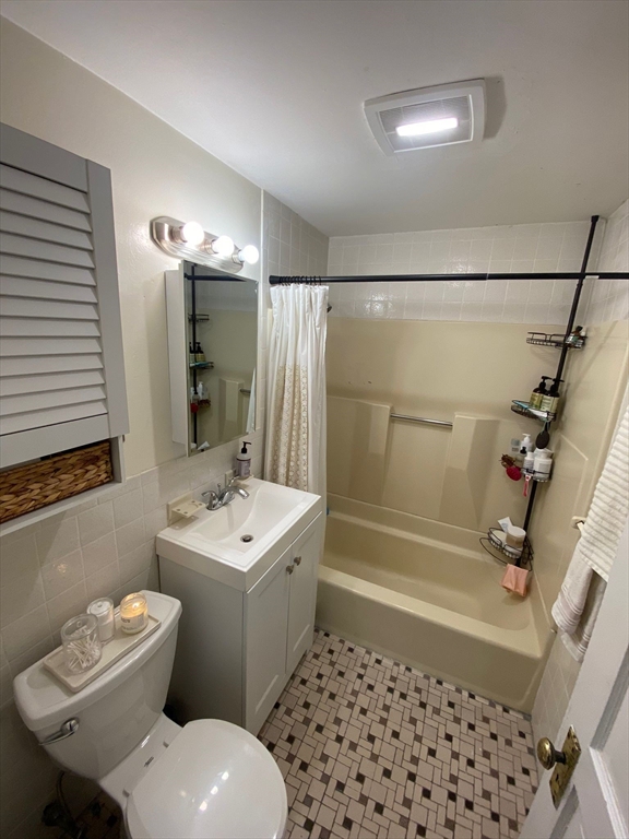 46 Orkney Road, Unit 2 Boston, MA 02135 - Photo 20 of 22