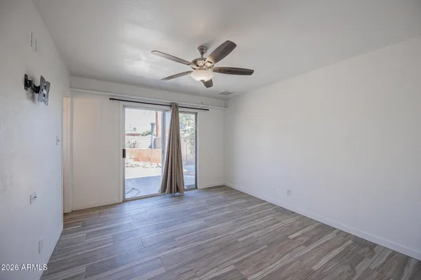 $2,695 | 8518 East Rancho Vista Drive, Scottsdale, AZ 85251