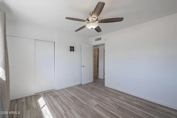 $2,695 | 8518 East Rancho Vista Drive, Scottsdale, AZ 85251