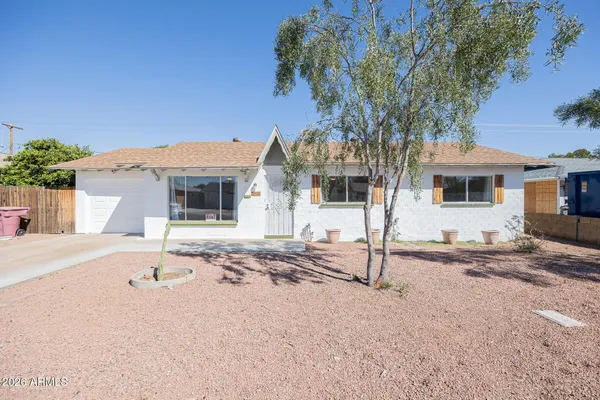 $2,695 | 8518 East Rancho Vista Drive, Scottsdale, AZ 85251