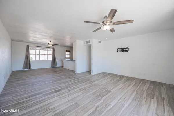 $2,695 | 8518 East Rancho Vista Drive, Scottsdale, AZ 85251