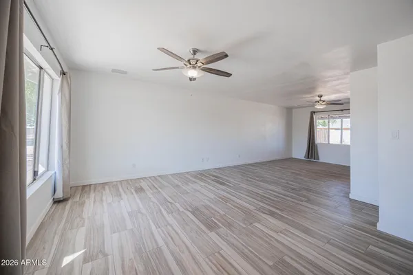 $2,695 | 8518 East Rancho Vista Drive, Scottsdale, AZ 85251