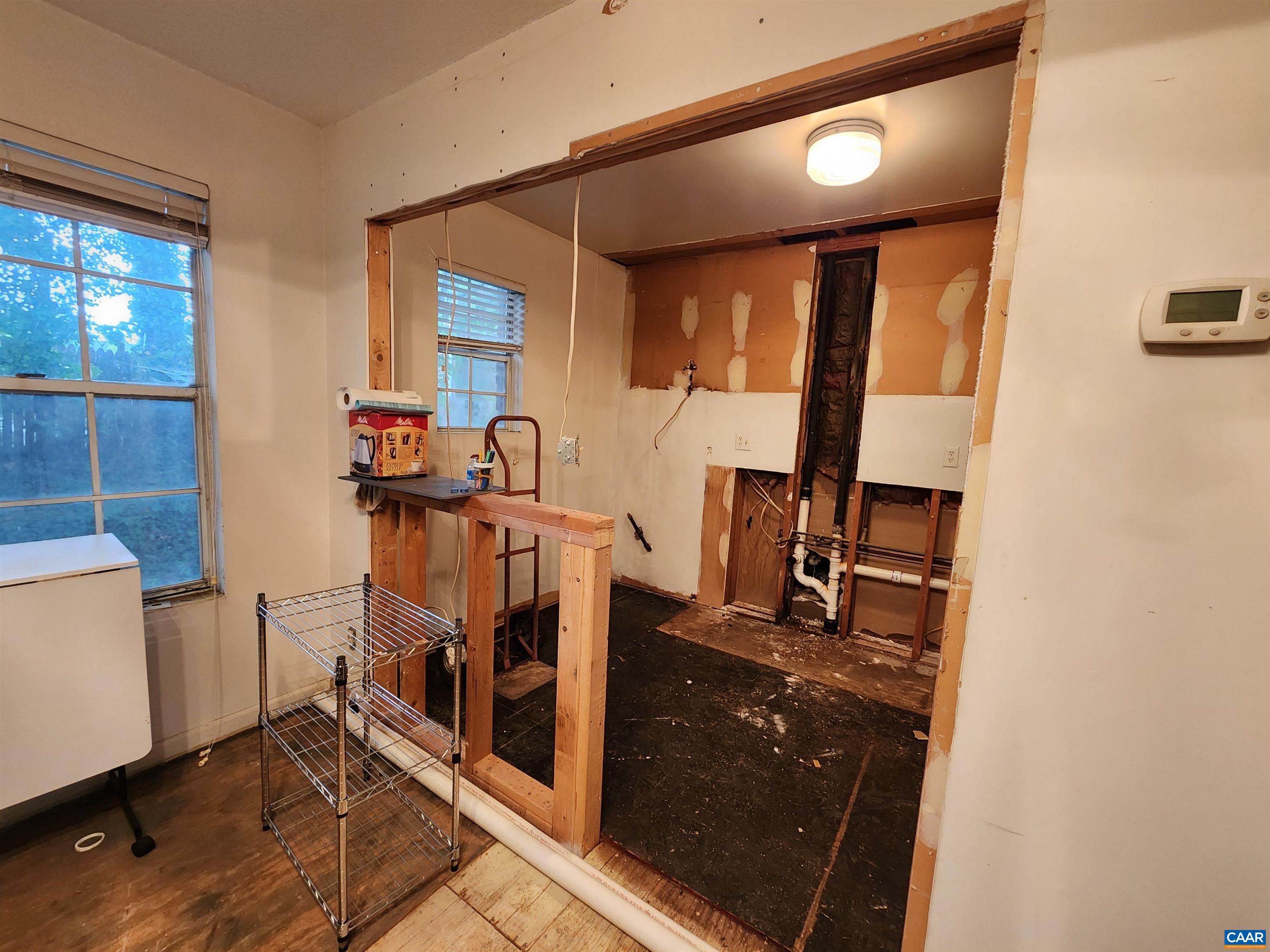2517 Hydraulic Road, Unit 76 Charlottesville, VA 22901 - Photo 7 of 12 Kitchen