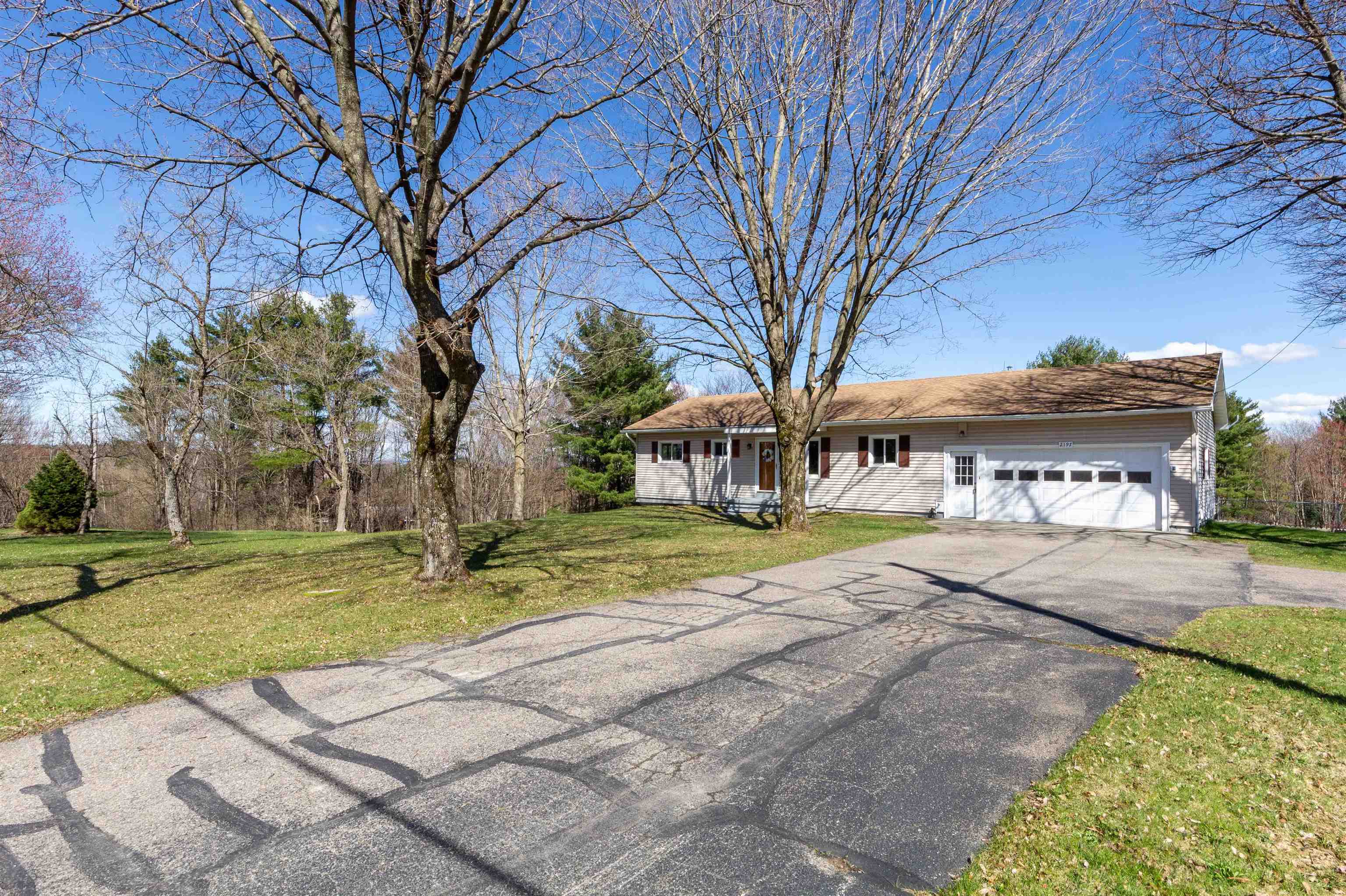 2197 Oak Hill Road Williston, VT 05495 - Photo 33 of 39