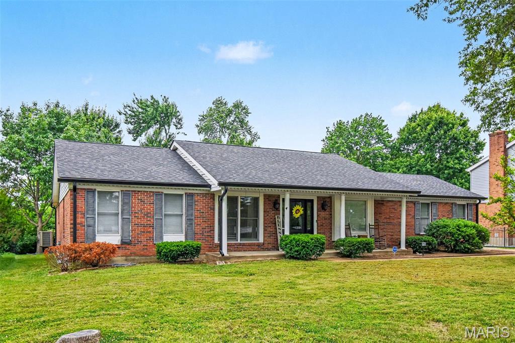 4706 Butler Hill Road St. Louis, MO 63128 - Photo 2 of 34