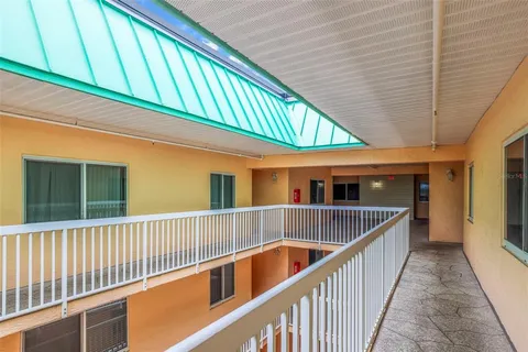 $800,000 | 18400 Gulf Boulevard, Unit 1512, Indian Shores, FL 33785