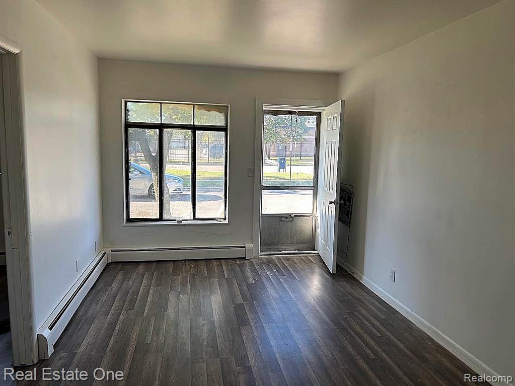162 Burke Street River Rouge, MI 48218 - Photo 6 of 13