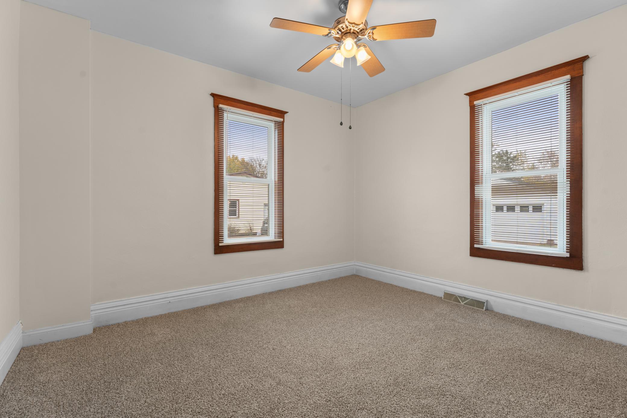 8727 Southwest 37th Avenue Hope, MN 56046 - Photo 12 of 44