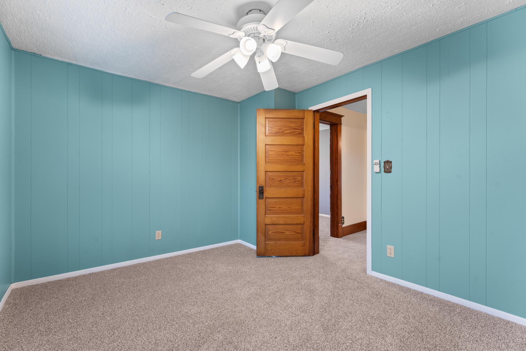 8727 Southwest 37th Avenue Hope, MN 56046 - Photo 17 of 44