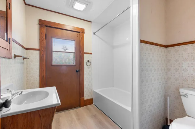 $319,900 | 8727 Southwest 37th Avenue, Hope, MN 56046