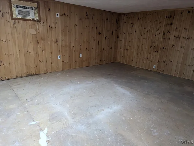 $319,900 | 223 West 6th Street, Oswego, NY 13126