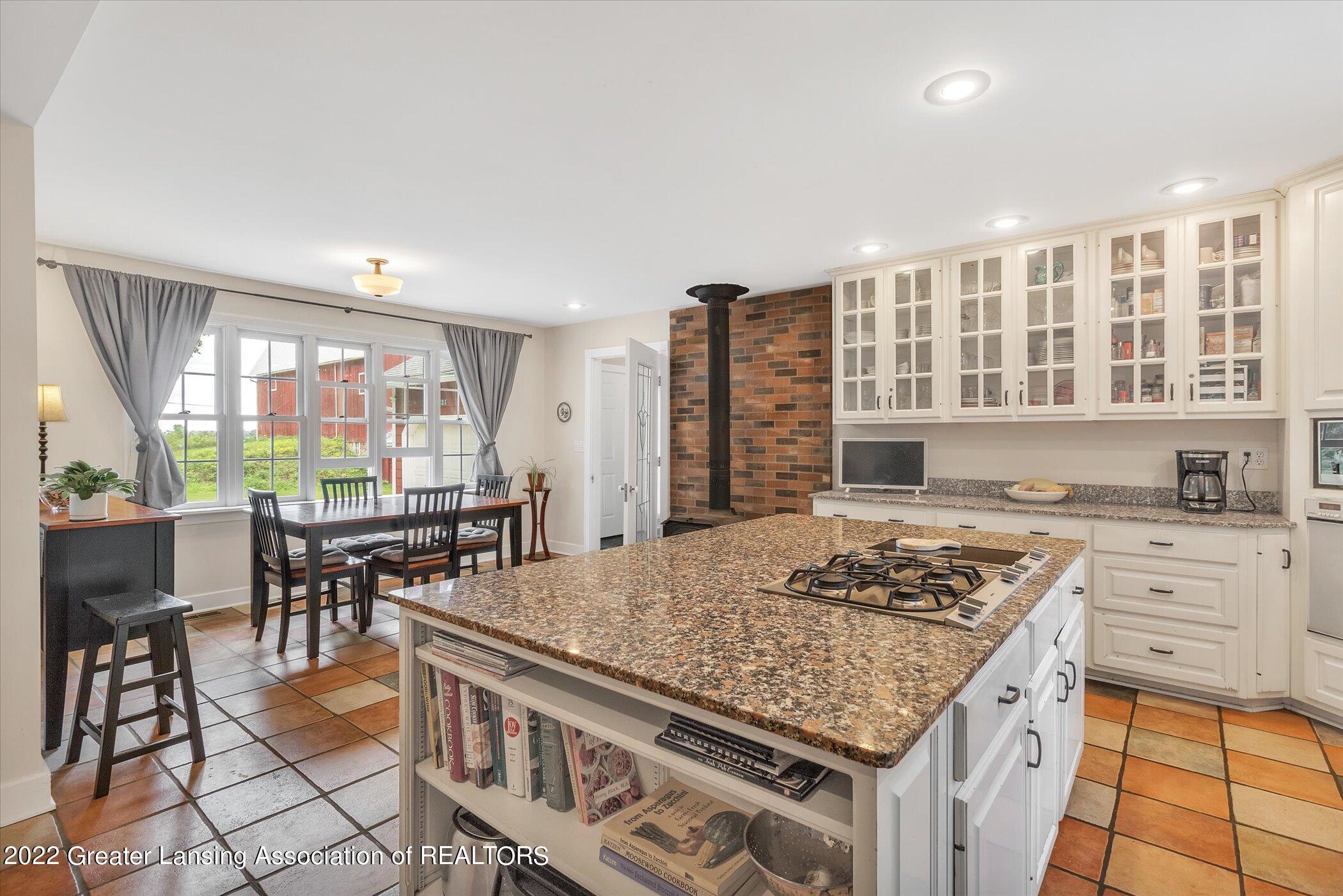 2621 Dobie Road Mason, MI 48854 - Photo 12 of 55 Kitchen