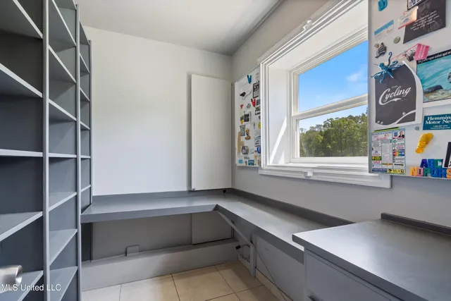 $515,000 | 206 Swan Lk Drive, Coldwater, MS 38618