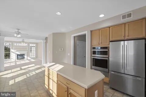 $950,000 | 17800 Bromfield Place, Germantown, MD 20874