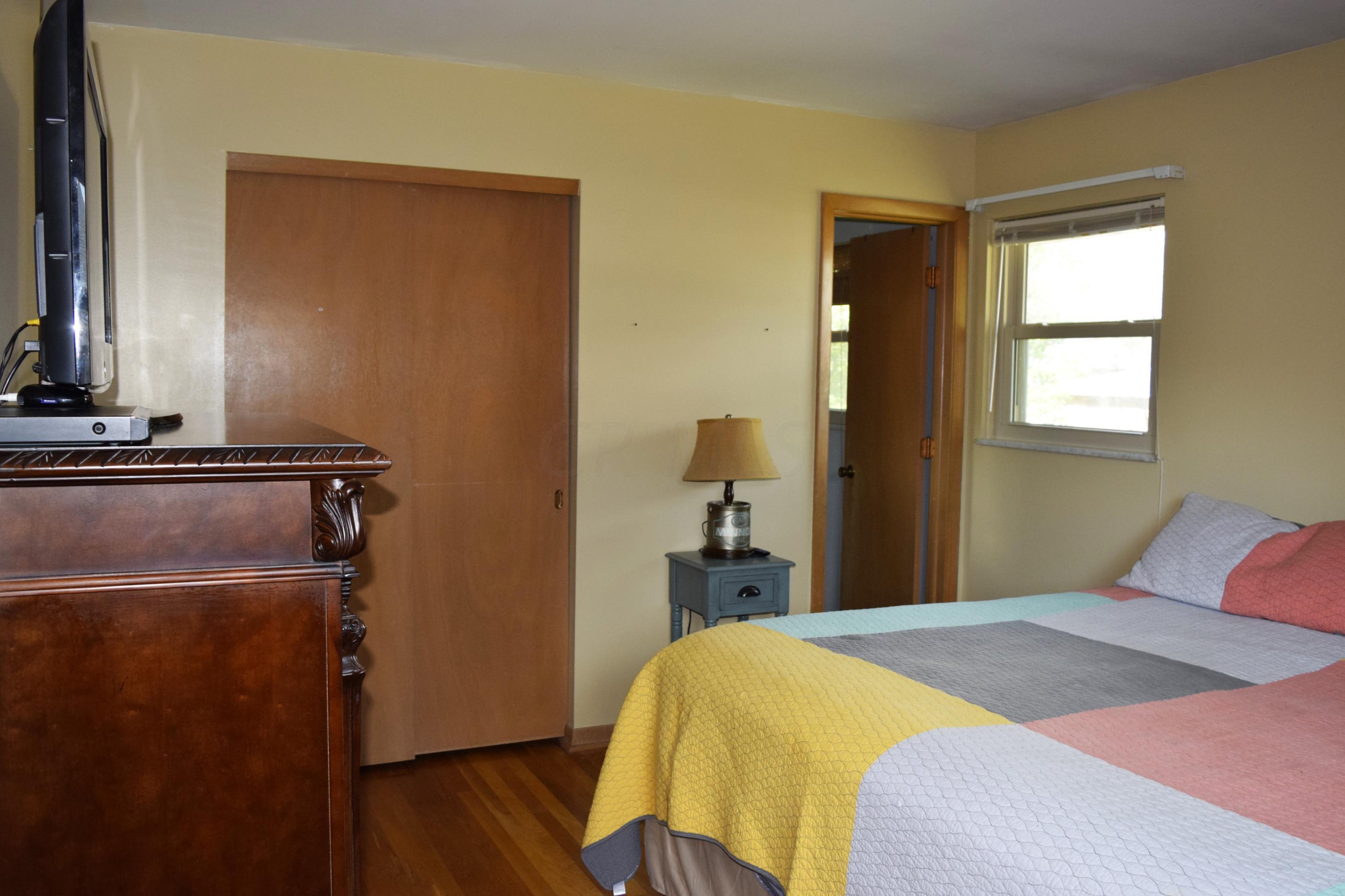 1284 Gresham Road Columbus, OH 43204 - Photo 11 of 25 Gallery Image 11