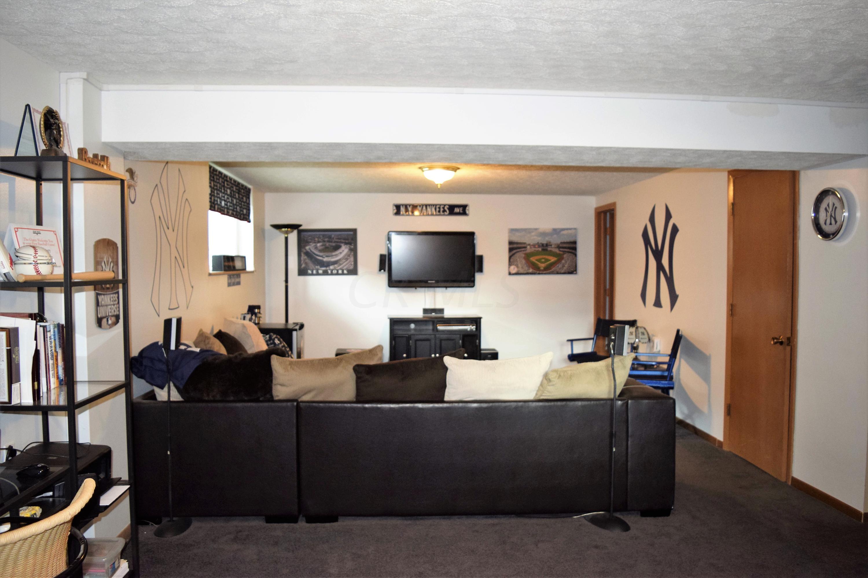 1284 Gresham Road Columbus, OH 43204 - Photo 18 of 25 Gallery Image 18