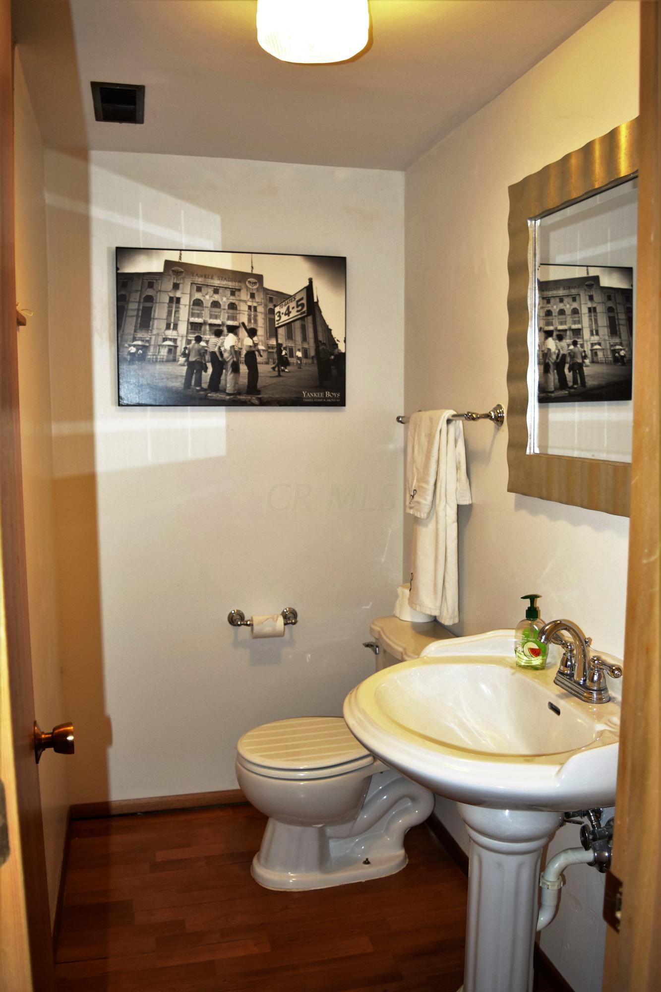 1284 Gresham Road Columbus, OH 43204 - Photo 22 of 25 Gallery Image 22