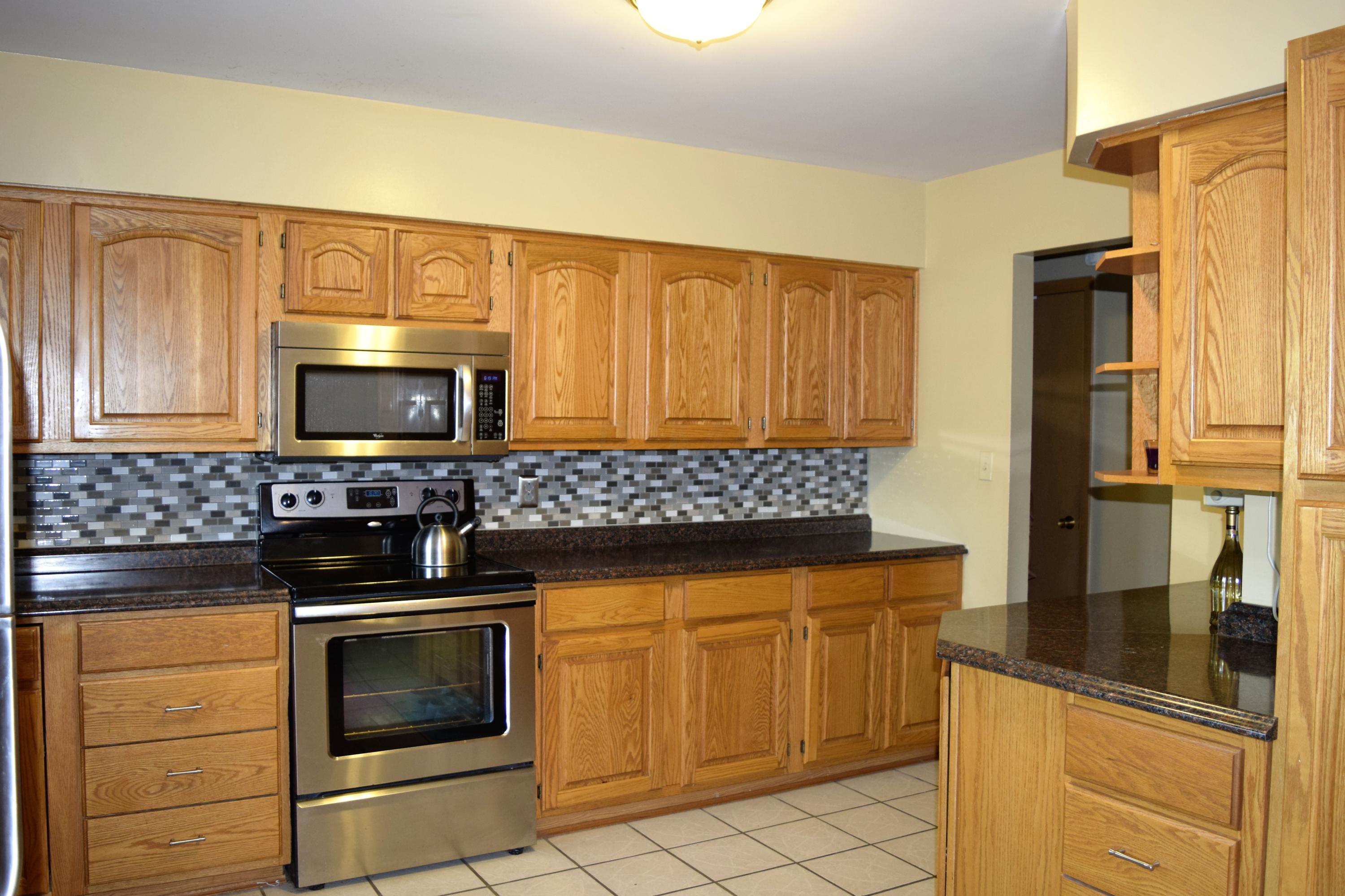 1284 Gresham Road Columbus, OH 43204 - Photo 7 of 25 Gallery Image 7