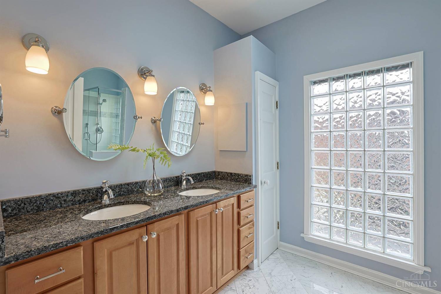 416 Torrence Court Cincinnati, OH 45202 - Photo 23 of 44