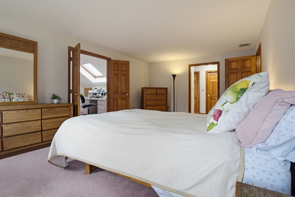 5 Wight Farm Road Natick, MA 01760 - Photo 19 of 30