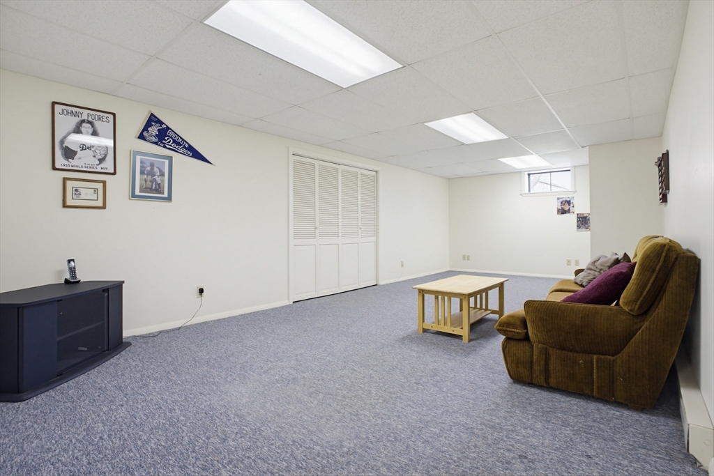 5 Wight Farm Road Natick, MA 01760 - Photo 27 of 30