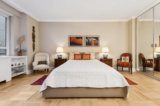 $1,399,000 | 30 East 62nd Street, Unit 3G | Lenox Hill