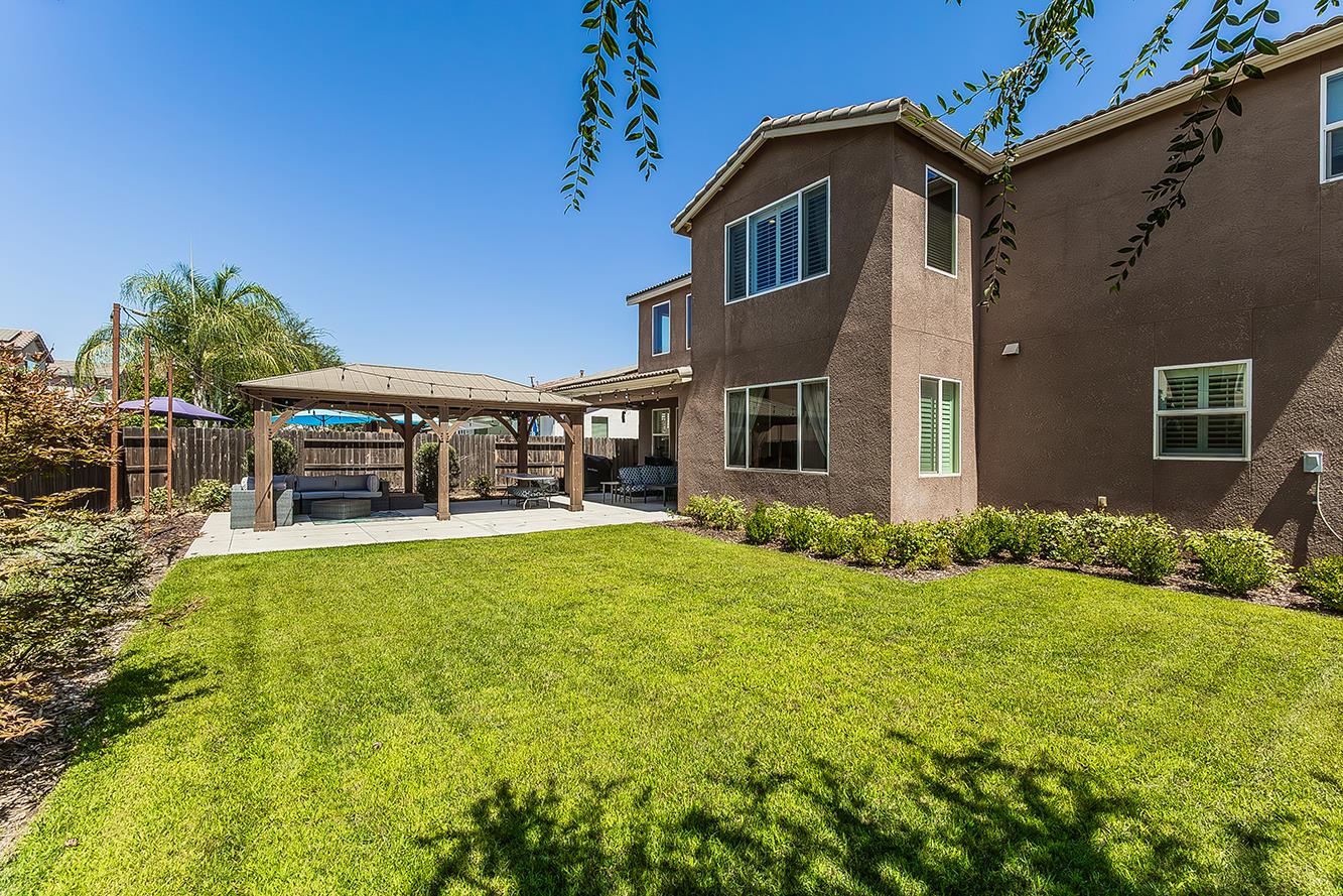986 Encino Avenue Clovis, CA 93619 - Photo 50 of 51