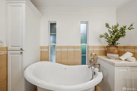 $1,895,000 | 1461 6th Avenue, San Francisco, CA 94122