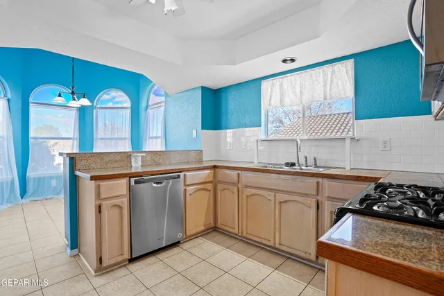 $290,000 | 4328 Loma Alegre Drive, El Paso, TX 79934