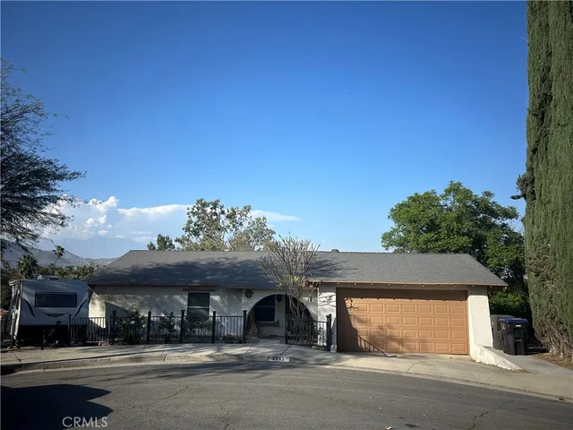 $690,000 | 2715 Brockton Avenue, Riverside, CA 92501
