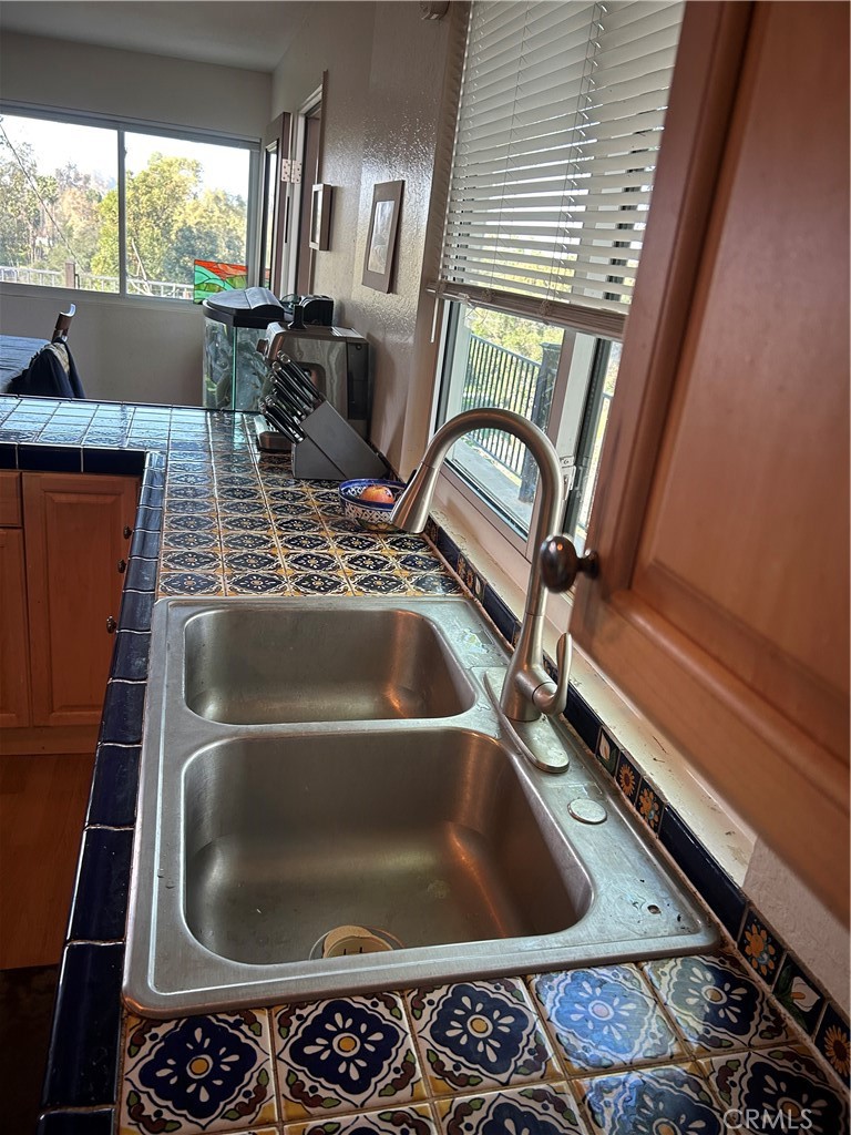 2715 Brockton Avenue Riverside, CA 92501 - Photo 26 of 33