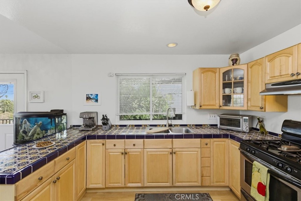 2715 Brockton Avenue Riverside, CA 92501 - Photo 29 of 67