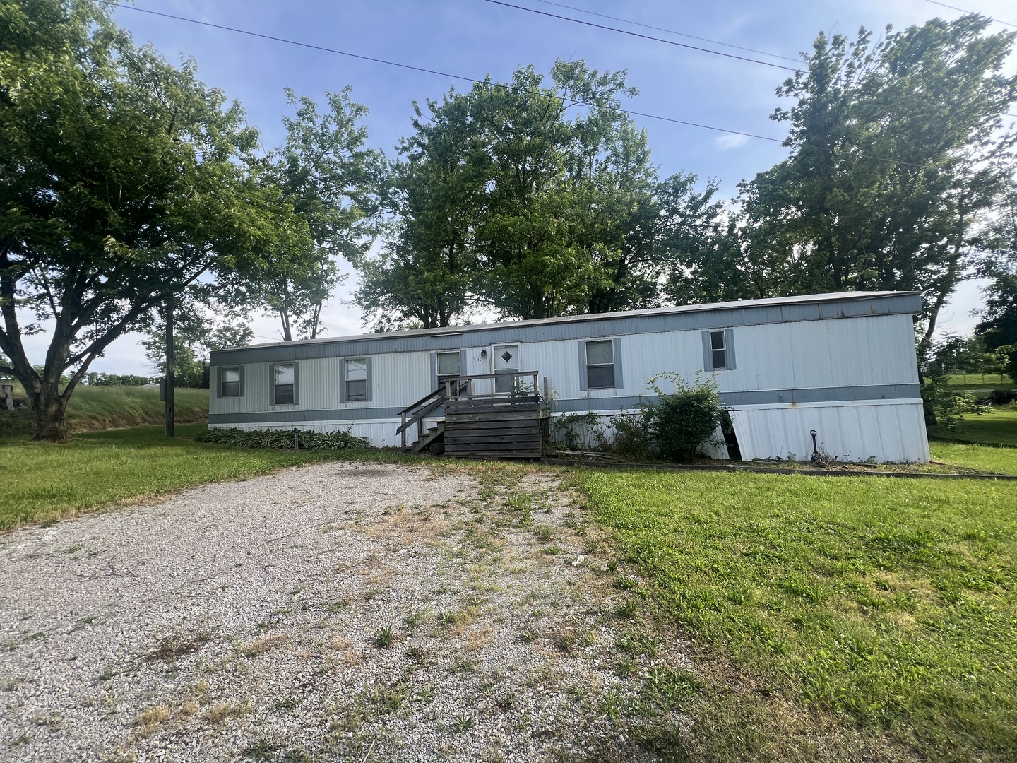 112 North Old Marion Road Goreville, IL 62939 - Photo 1 of 23