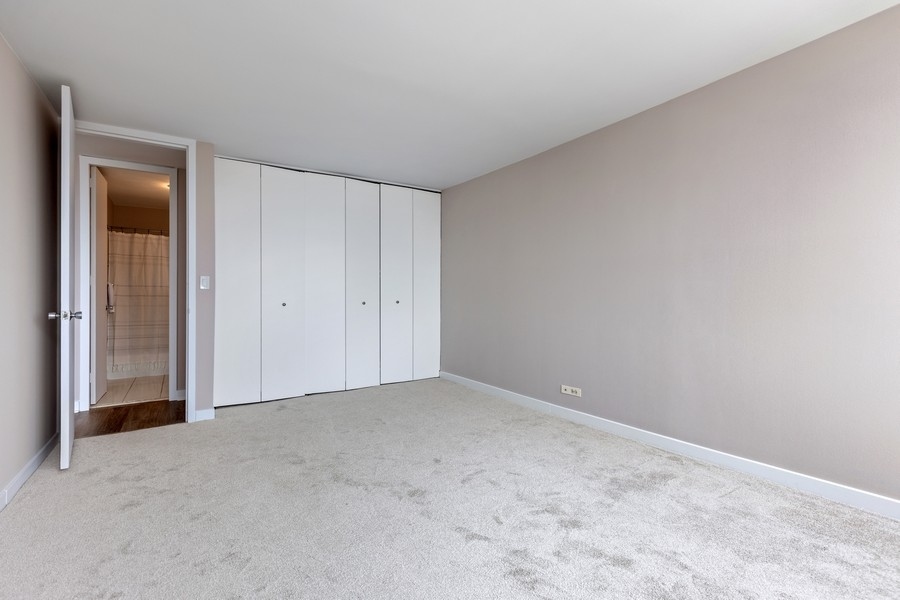 655 West Irving Park Road, Unit 2803 Chicago, IL 60613 - Photo 14 of 24