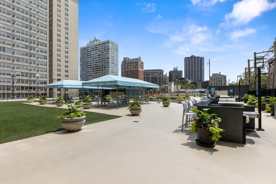 655 West Irving Park Road, Unit 2803 Chicago, IL 60613 - Photo 18 of 24