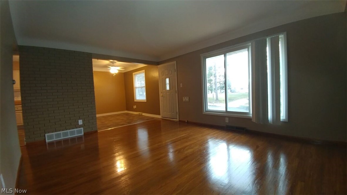11420 Hempstead Road Garfield Heights, OH 44125 - Photo 8 of 30