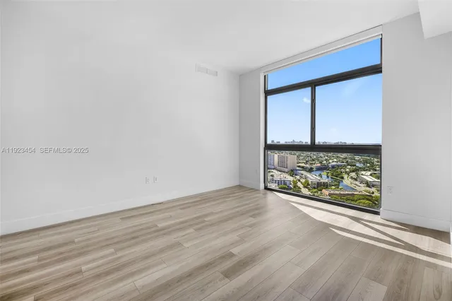 a picture of city view