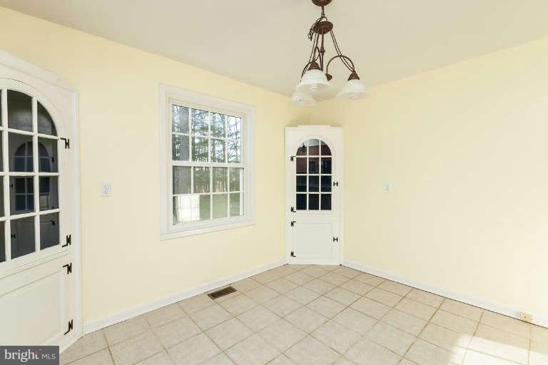 4210 Piney Grove Road Glyndon, MD 21136 - Photo 12 of 30 Dining Room