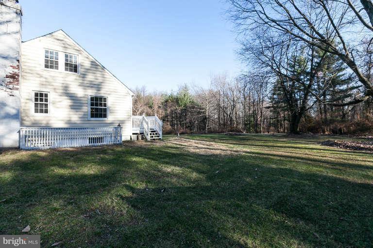 4210 Piney Grove Road Glyndon, MD 21136 - Photo 25 of 30 Side
