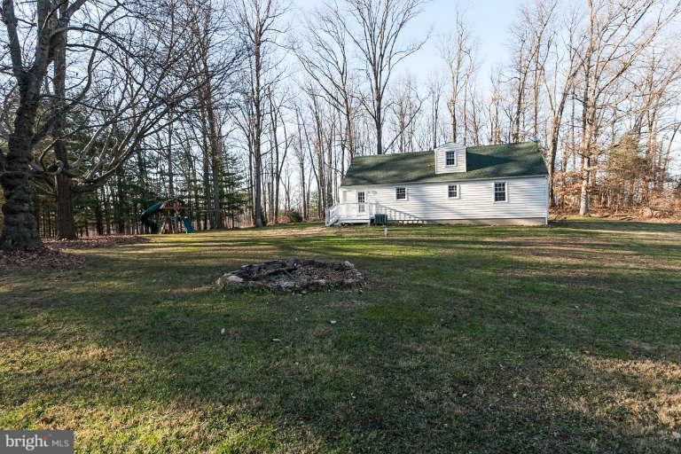 4210 Piney Grove Road Glyndon, MD 21136 - Photo 27 of 30 Rear