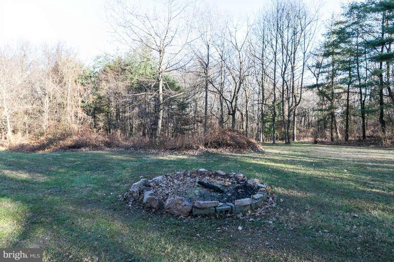4210 Piney Grove Road Glyndon, MD 21136 - Photo 28 of 30 Fire Pit
