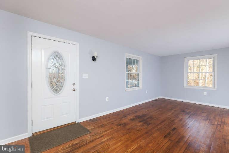 4210 Piney Grove Road Glyndon, MD 21136 - Photo 6 of 30 Front Entrance