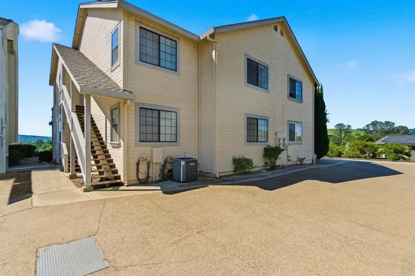 $350,000 | 438 Hilltop Estates Drive, Unit A3, Copperopolis, CA 95228