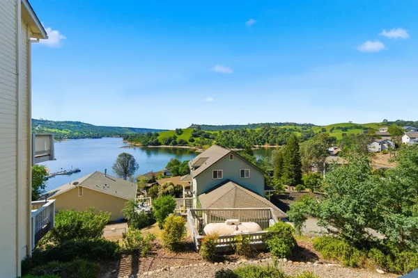 $350,000 | 438 Hilltop Estates Drive, Unit A3, Copperopolis, CA 95228