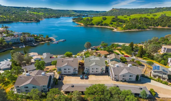 $350,000 | 438 Hilltop Estates Drive, Unit A3, Copperopolis, CA 95228