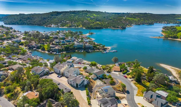 $350,000 | 438 Hilltop Estates Drive, Unit A3, Copperopolis, CA 95228