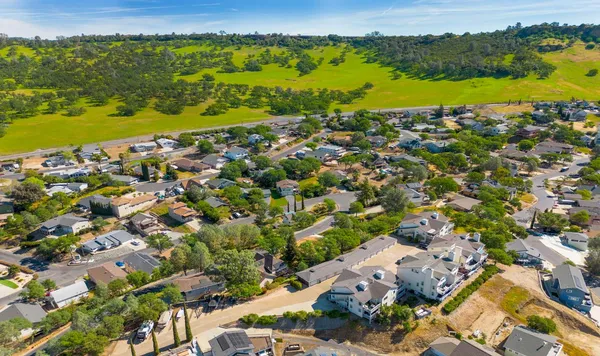 $350,000 | 438 Hilltop Estates Drive, Unit A3, Copperopolis, CA 95228