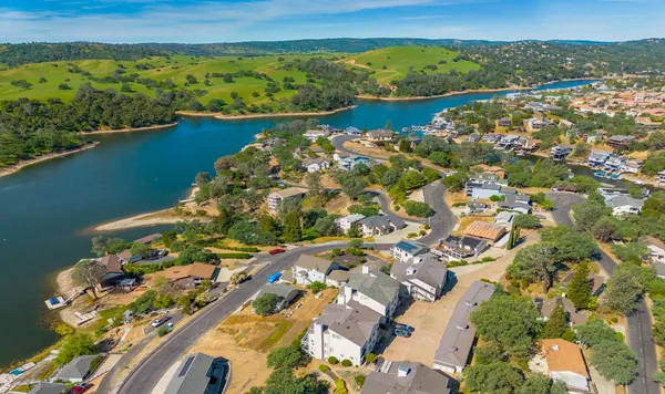 $350,000 | 438 Hilltop Estates Drive, Unit A3, Copperopolis, CA 95228